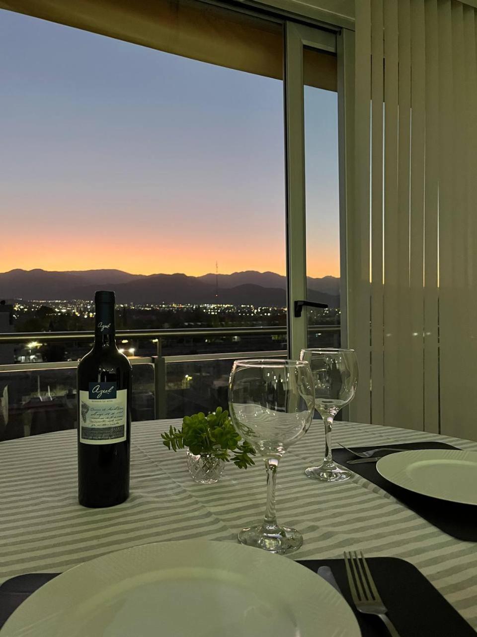 Apartamento Centrico Con Las Mejores Vistas De Mendoza Esterno foto